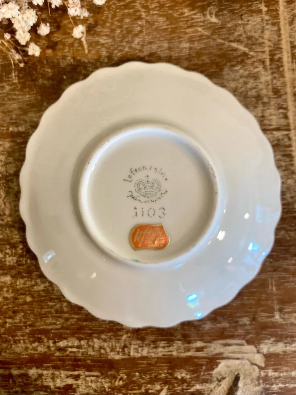 Vintage ceramic candleholder